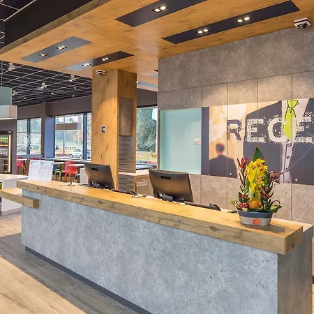 Hotel Ibis Budget Geneve Palexpo Aeroport Le Grand Saconnex